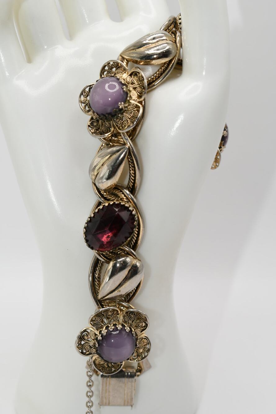 Vintage MARINO Chunky Bracelet Purple Cabochon Red Stone 1950s Gold Tone